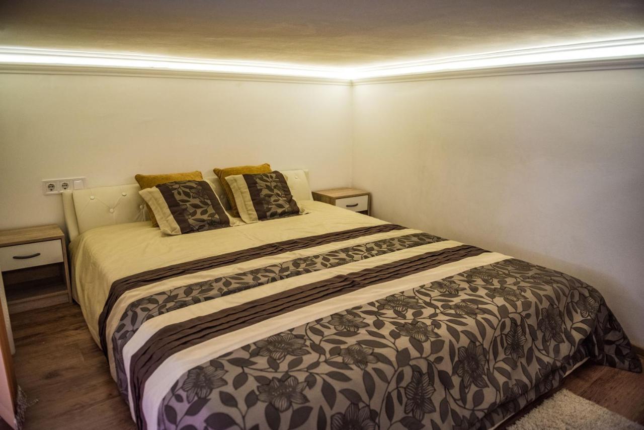 Exclusive Apartmanok Сегед Экстерьер фото