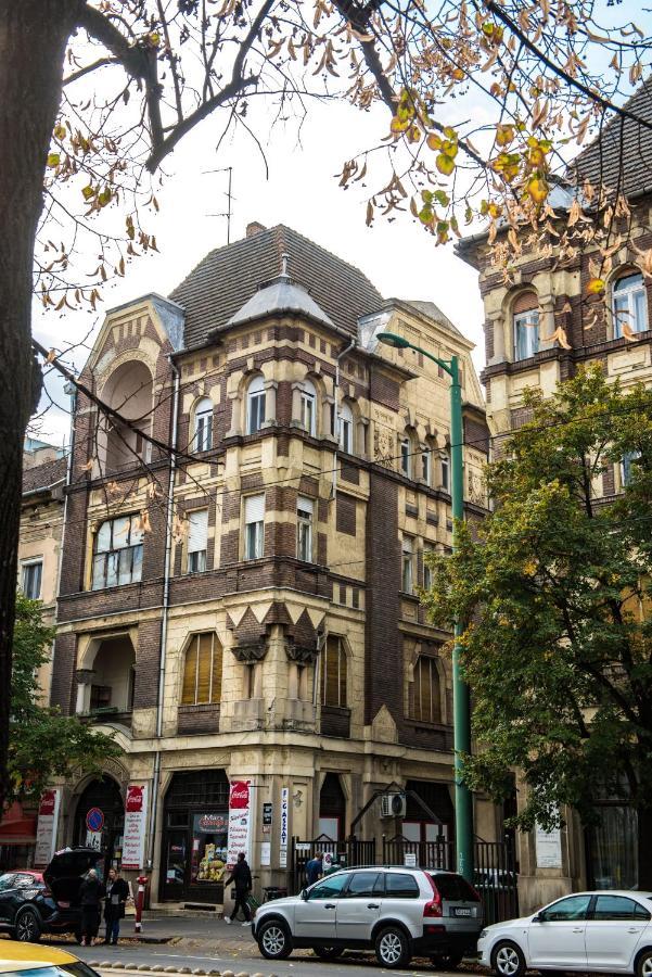 Exclusive Apartmanok Сегед Экстерьер фото
